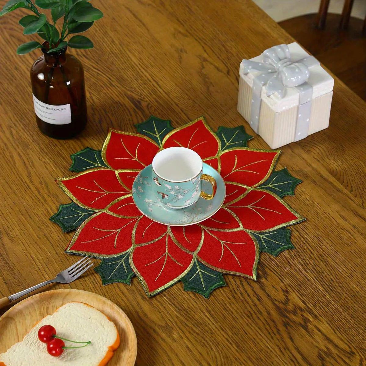 Felt Snowflake Christmas Table Mat — 40 cm