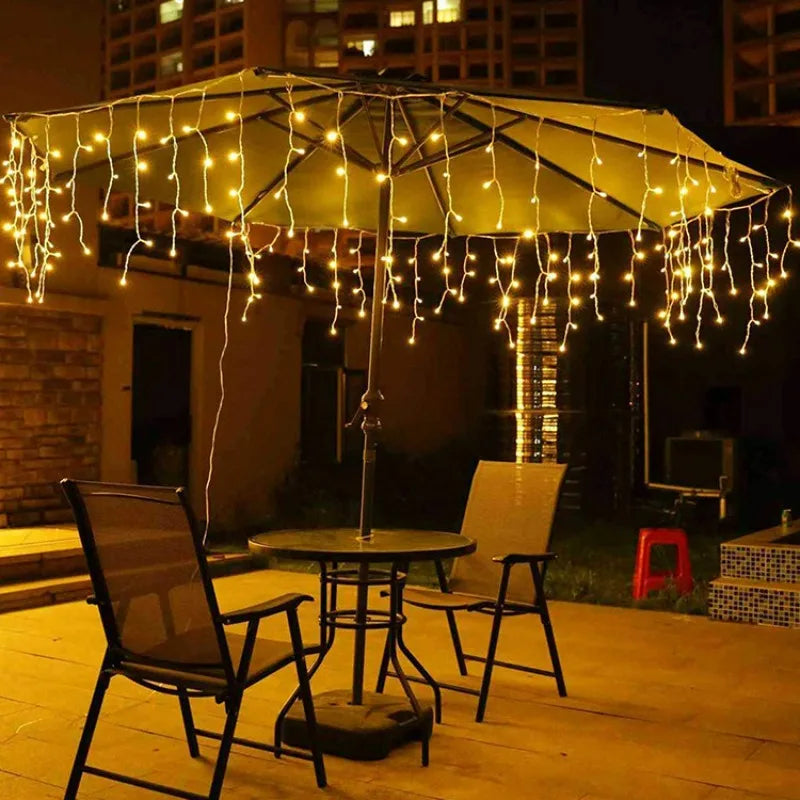 Solar Holiday Icicle Lights