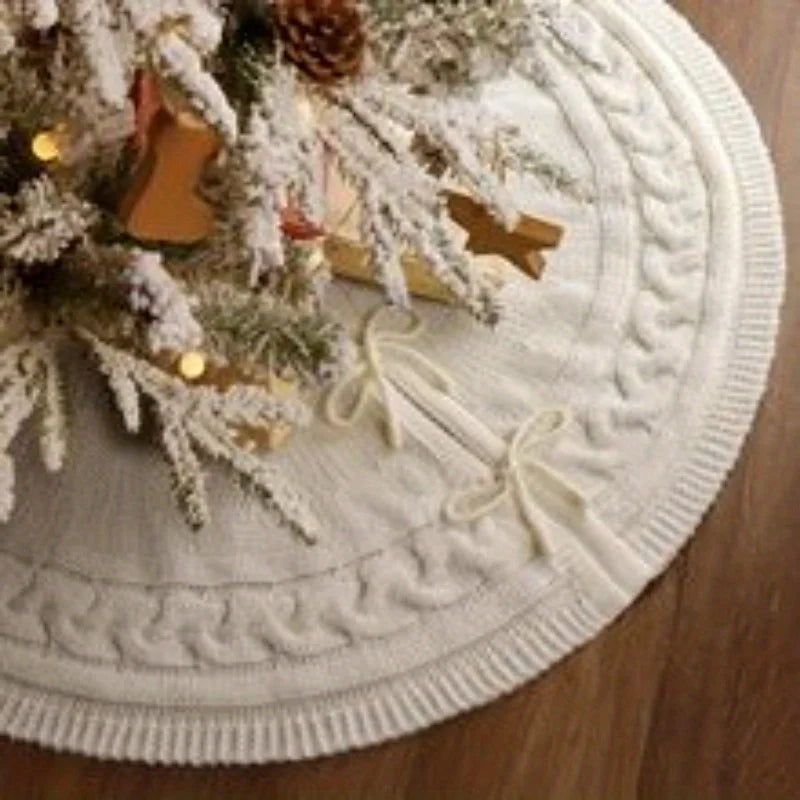 Knitted Christmas Tree Skirt — 18 in