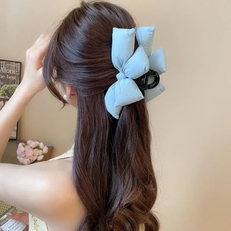 Sculpted Bow Hair Clip