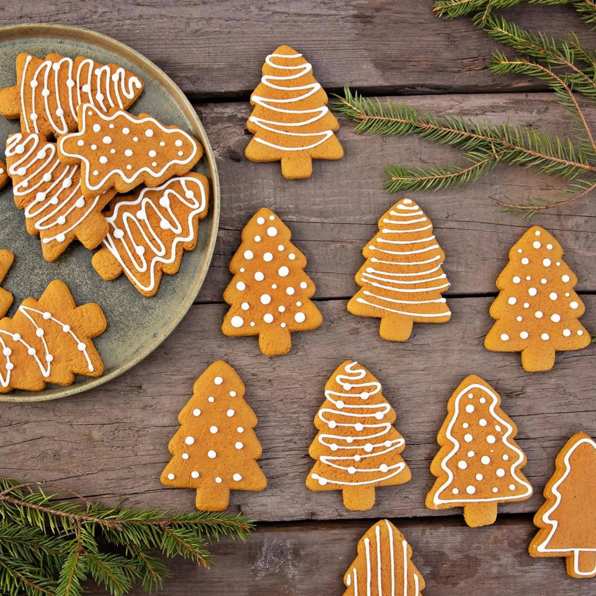 Christmas Tree & Gingerbread Cookie Cutters — Set of 3