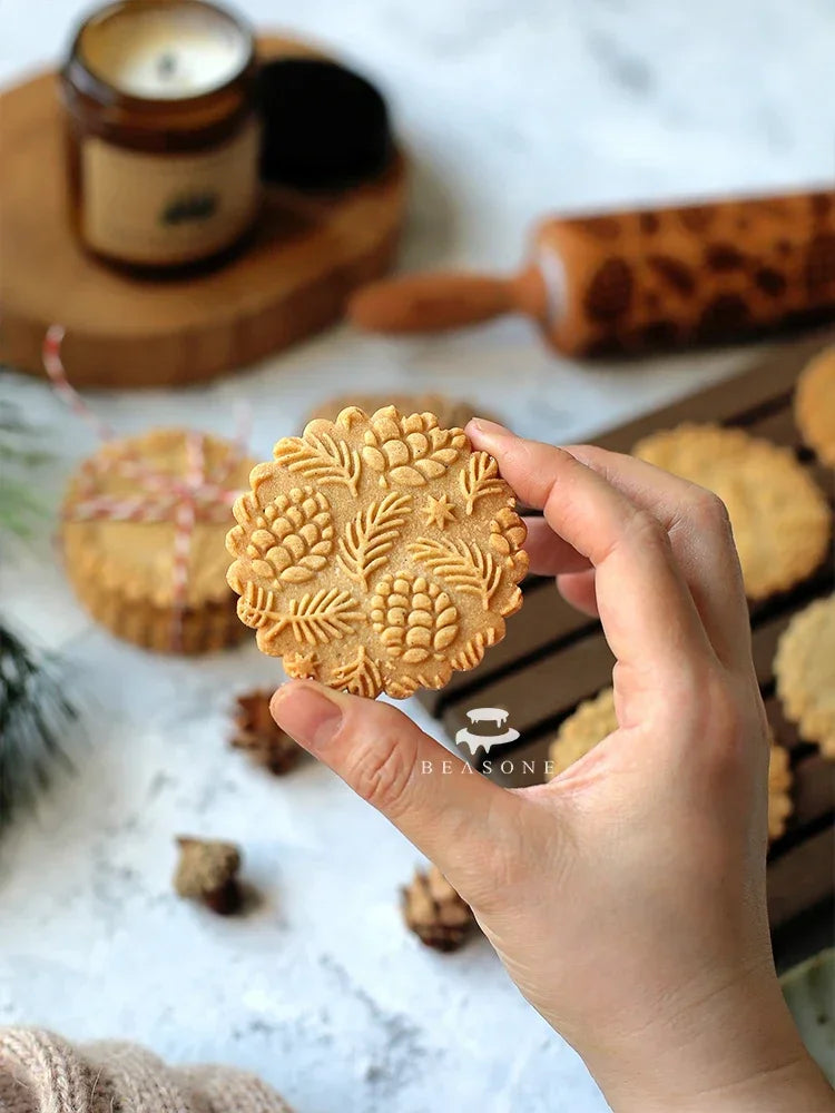 Pinecone & Evergreen Embossing Rolling Pin