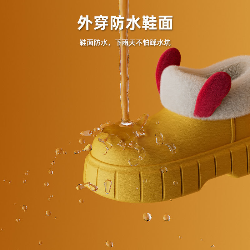 Waterproof Cute Christmas Reindeer Plush Slippers